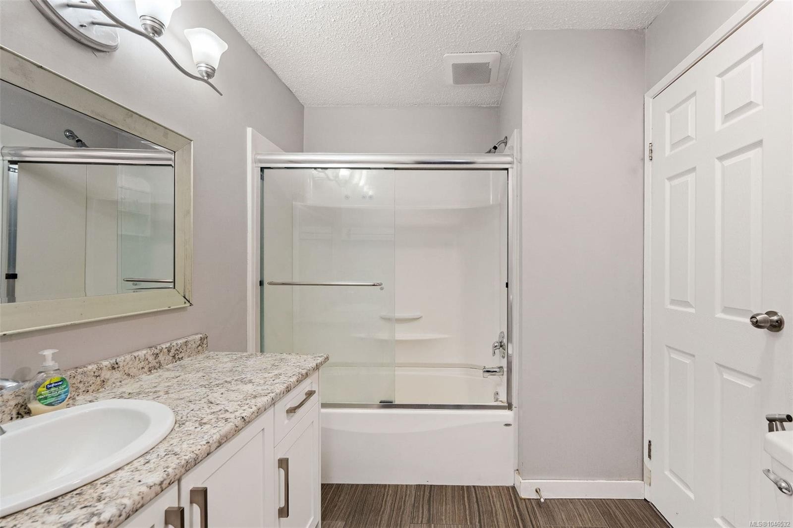 #4-524 Rosehill St, Nanaimo, BC