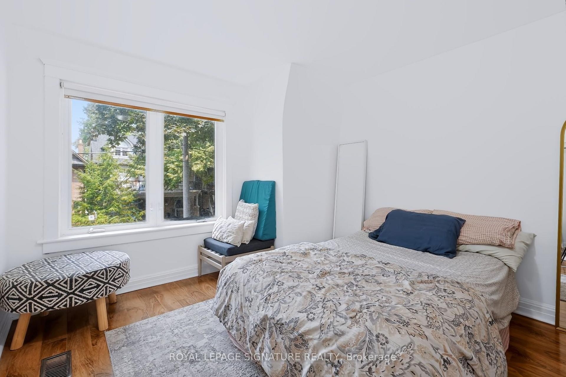 37 Strathcona Avenue, Toronto, ON