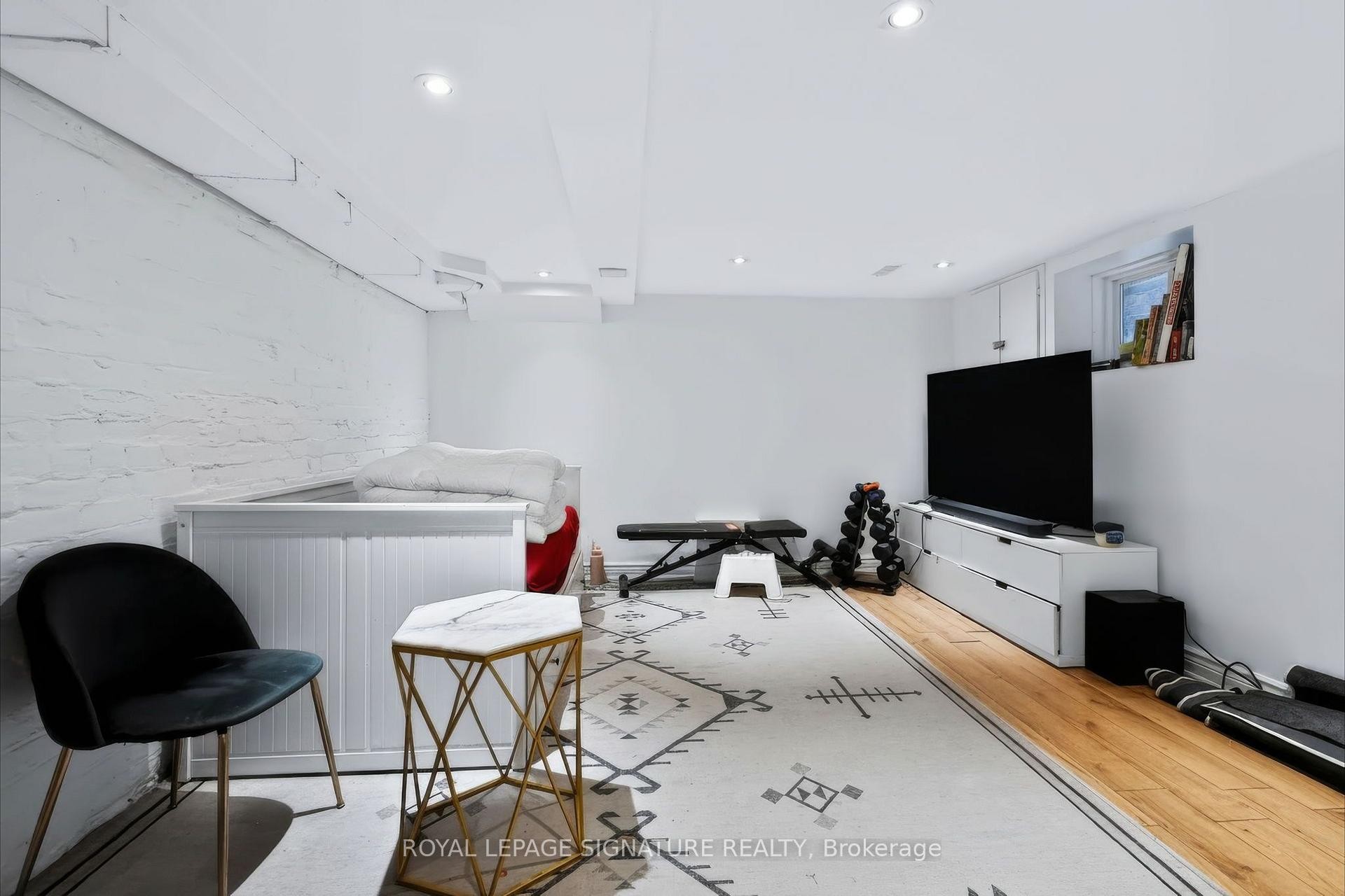 37 Strathcona Avenue, Toronto, ON