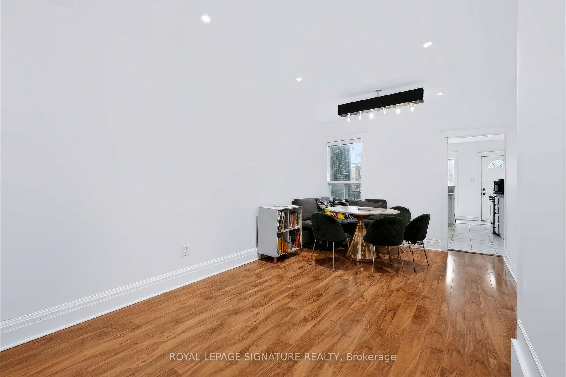 37 Strathcona Avenue, Toronto, ON