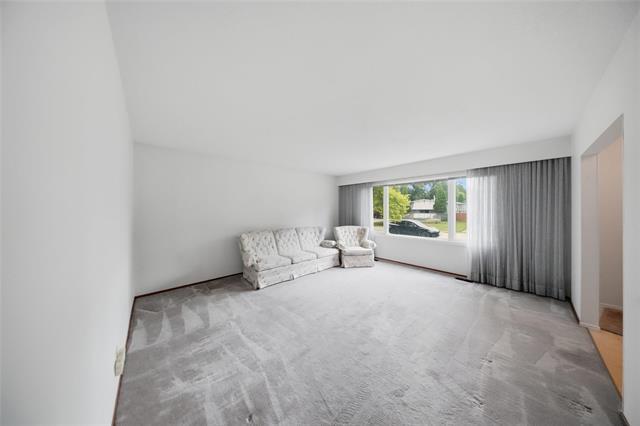 75 Tamworth Bay, Winnipeg, MB - Indoor
