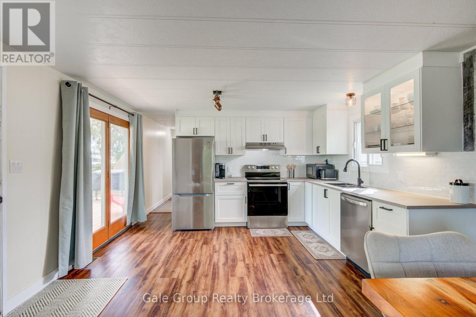 32 Pineview Ave Avenue, Malahide (Lyons), ON