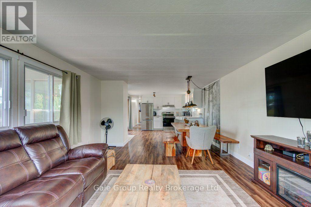 32 Pineview Ave Avenue, Malahide (Lyons), ON