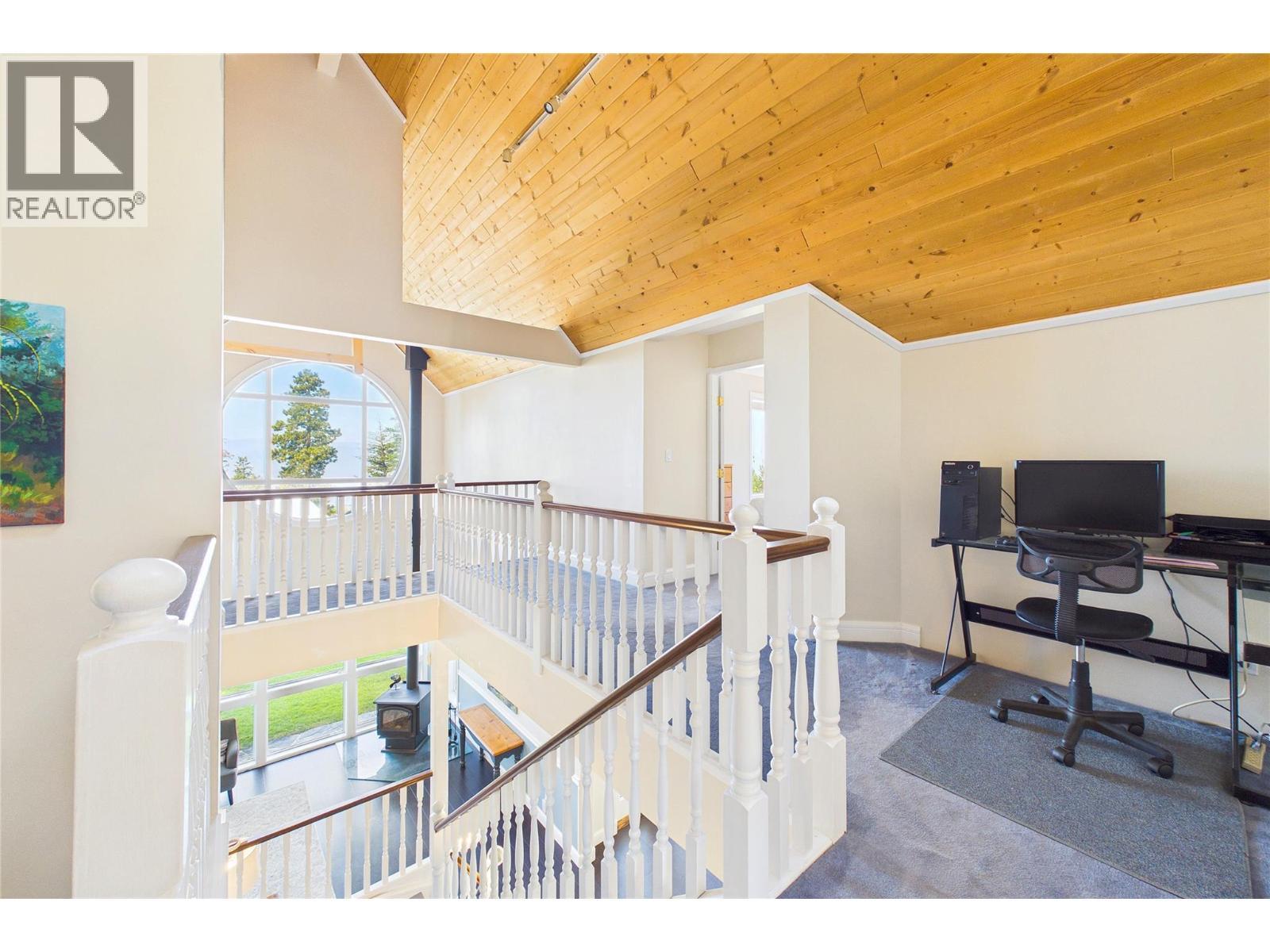 114 Bear End Road, Penticton, BC - Indoor