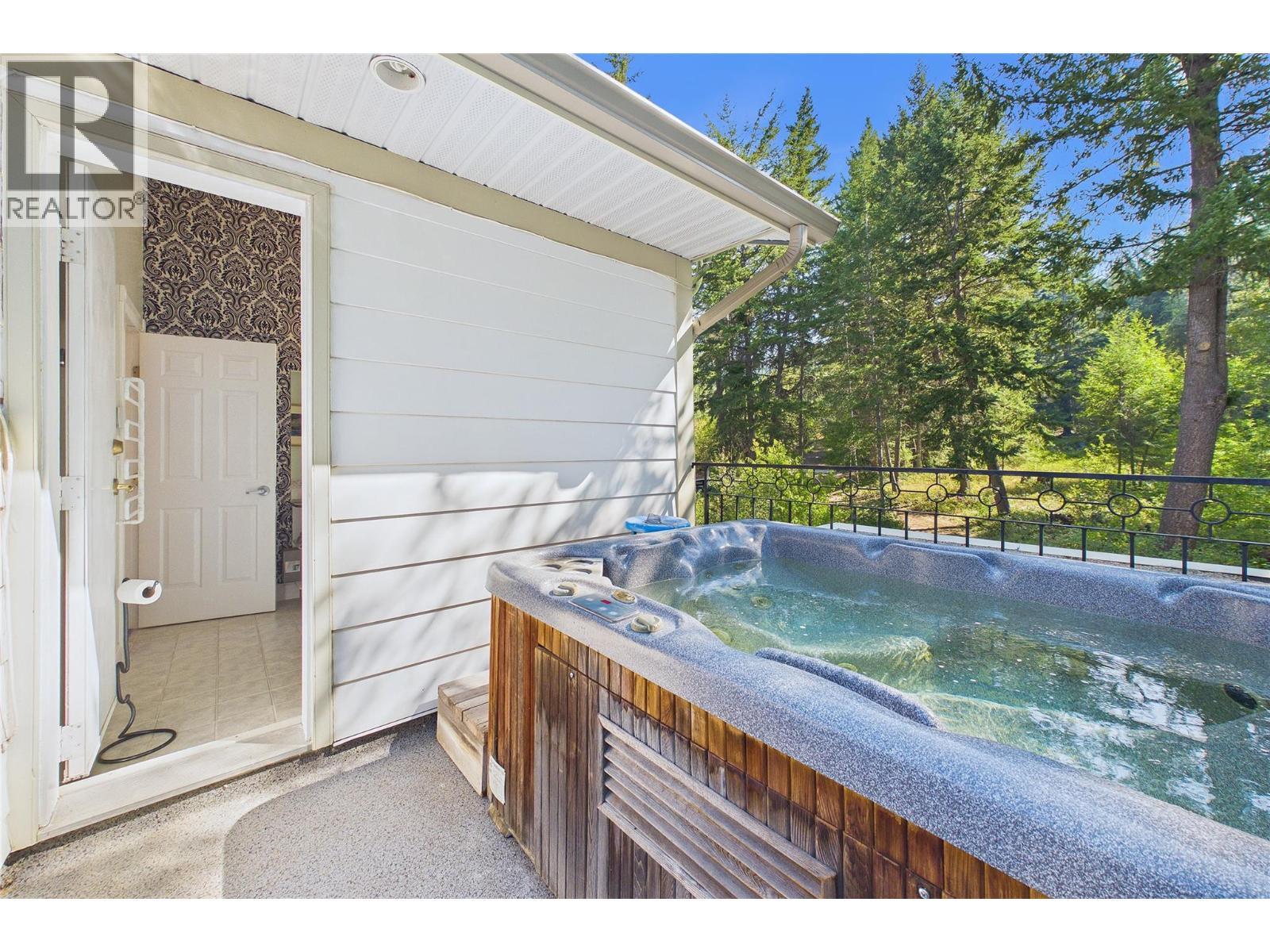114 Bear End Road, Penticton, BC - Outdoor With Exterior