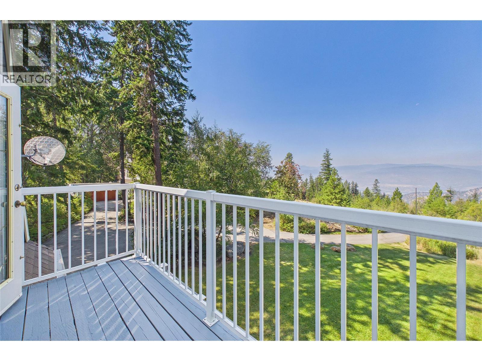 114 Bear End Road, Penticton, BC - Outdoor