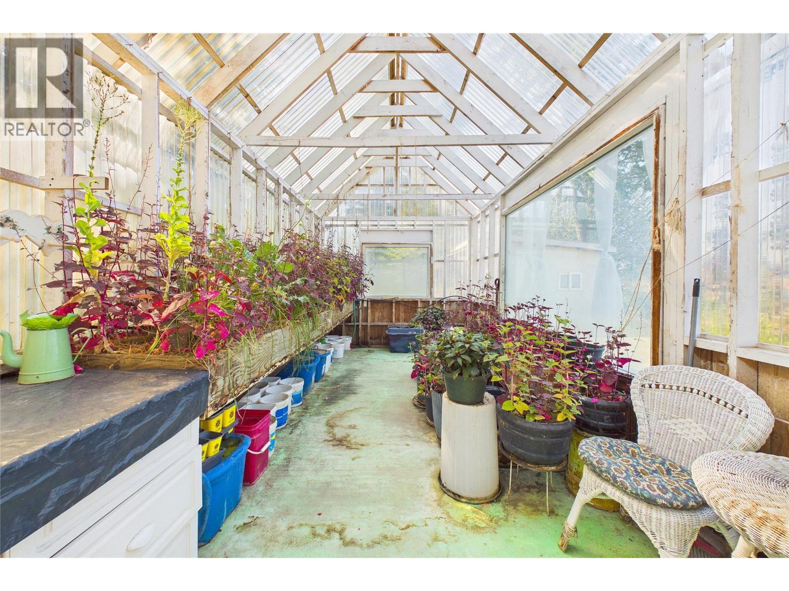 114 Bear End Road, Penticton, BC - Indoor Photo Showing Other Room