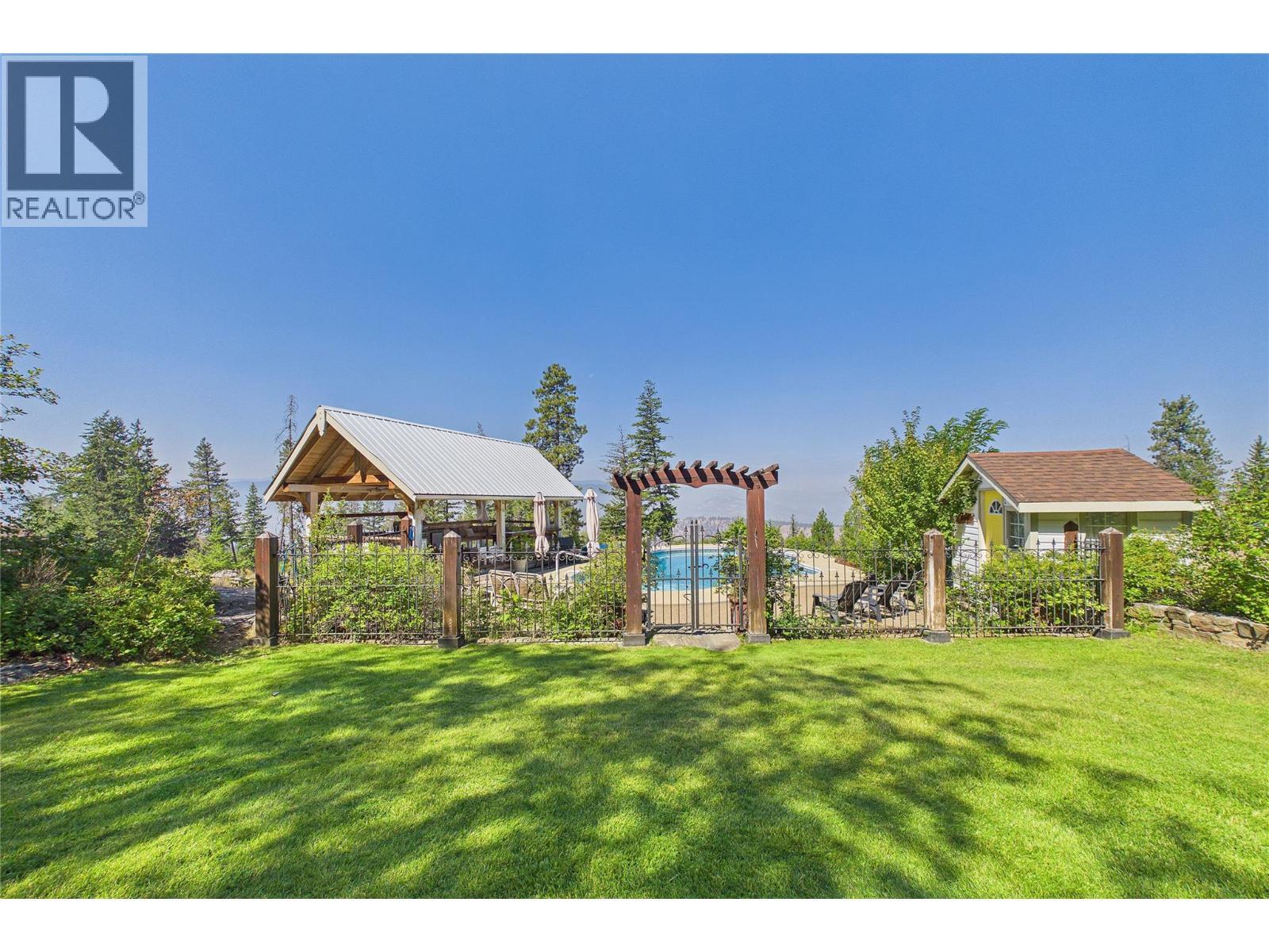 114 Bear End Road, Penticton, BC - Outdoor