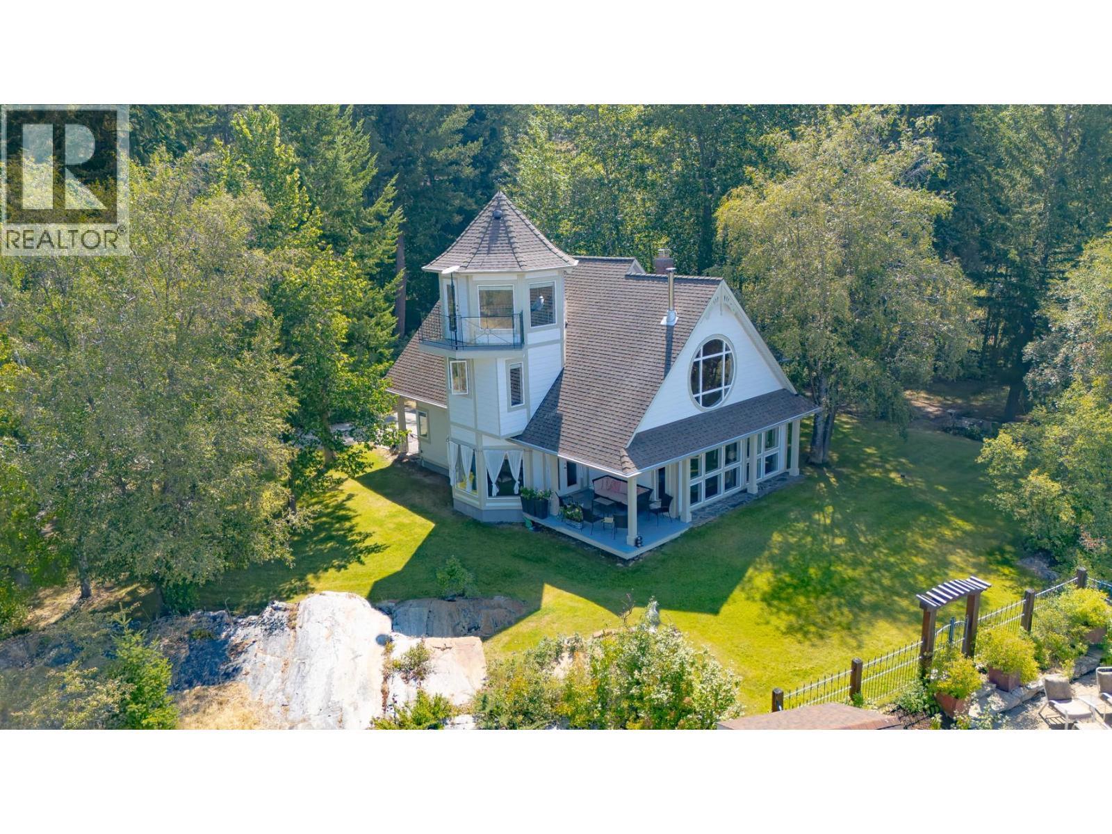114 Bear End Road, Penticton, BC - Outdoor