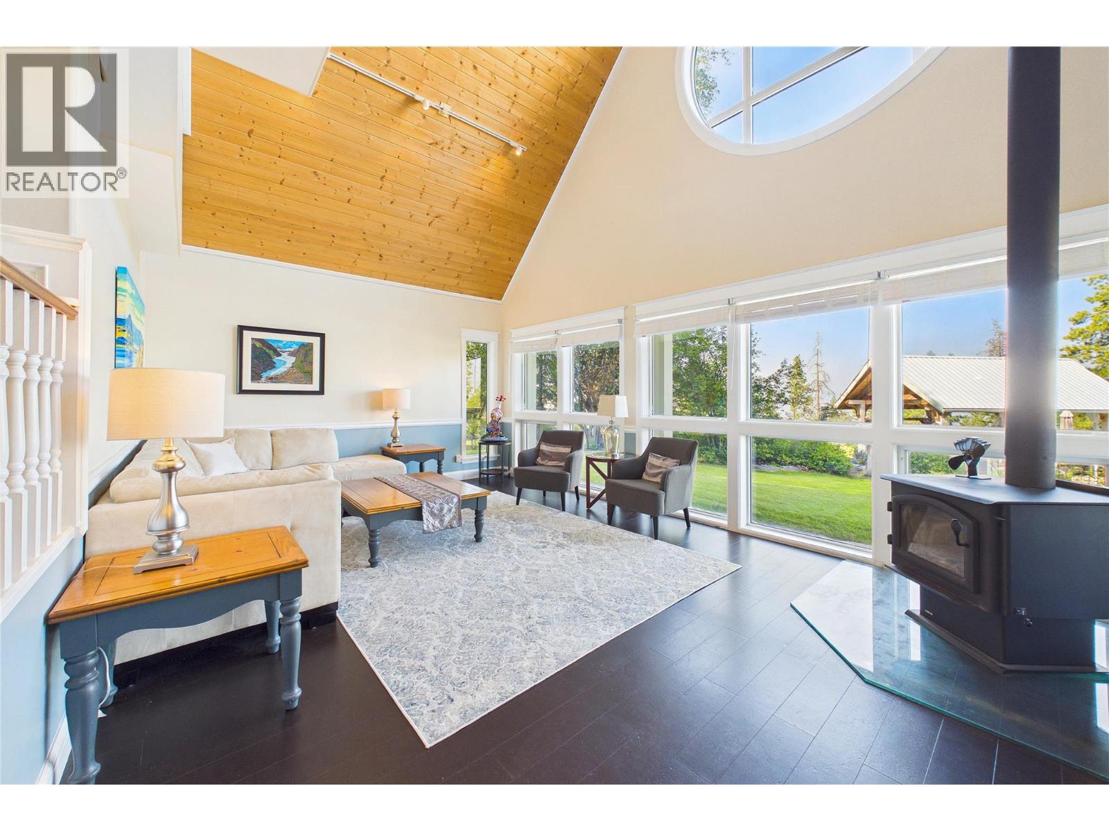 114 Bear End Road, Penticton, BC - Indoor