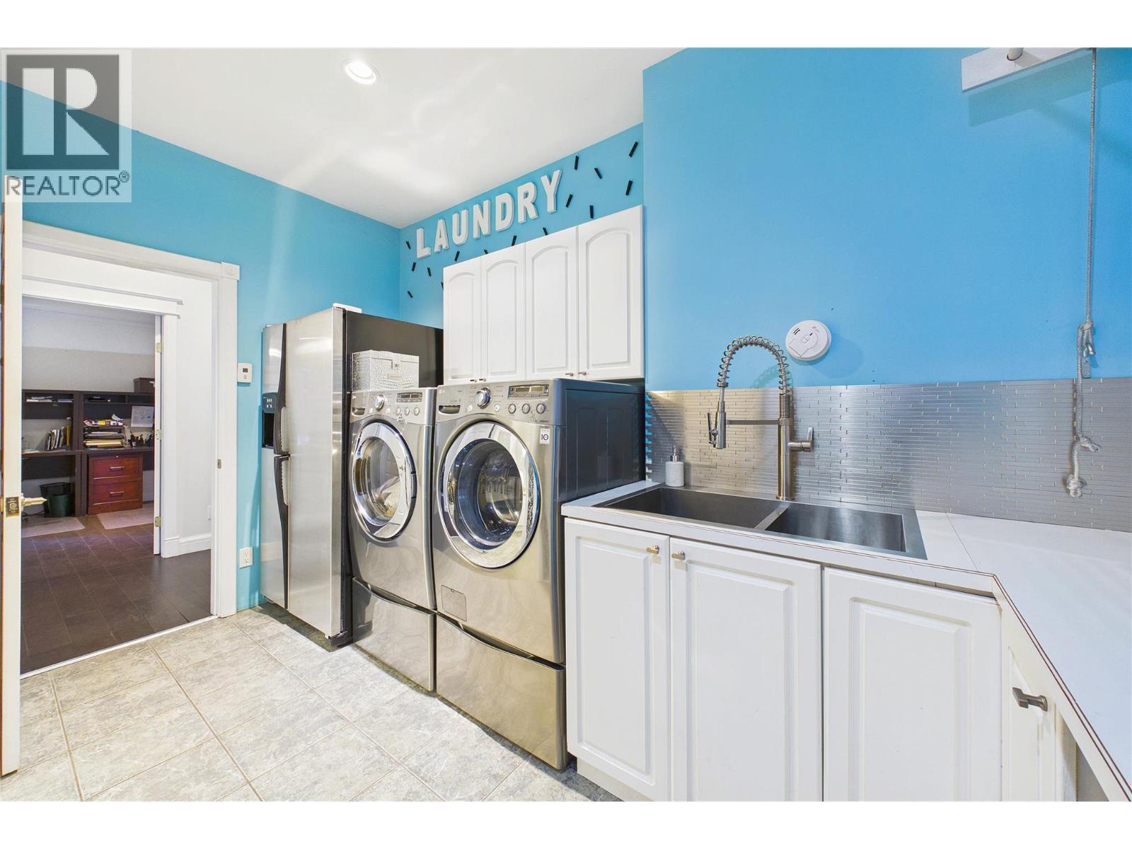 114 Bear End Road, Penticton, BC - Indoor Photo Showing Laundry Room