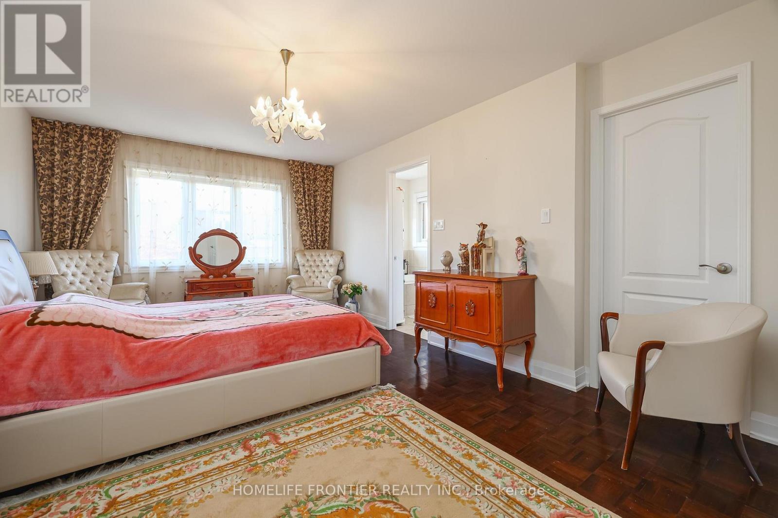 86 Venice Gate Drive, Vaughan, ON - Indoor Photo Showing Bedroom
