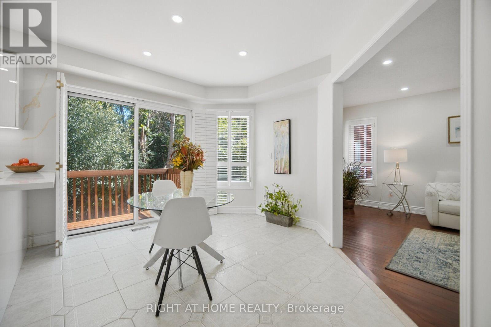 6379 Alderwood Trail, Mississauga, ON - Indoor Photo Showing Other Room