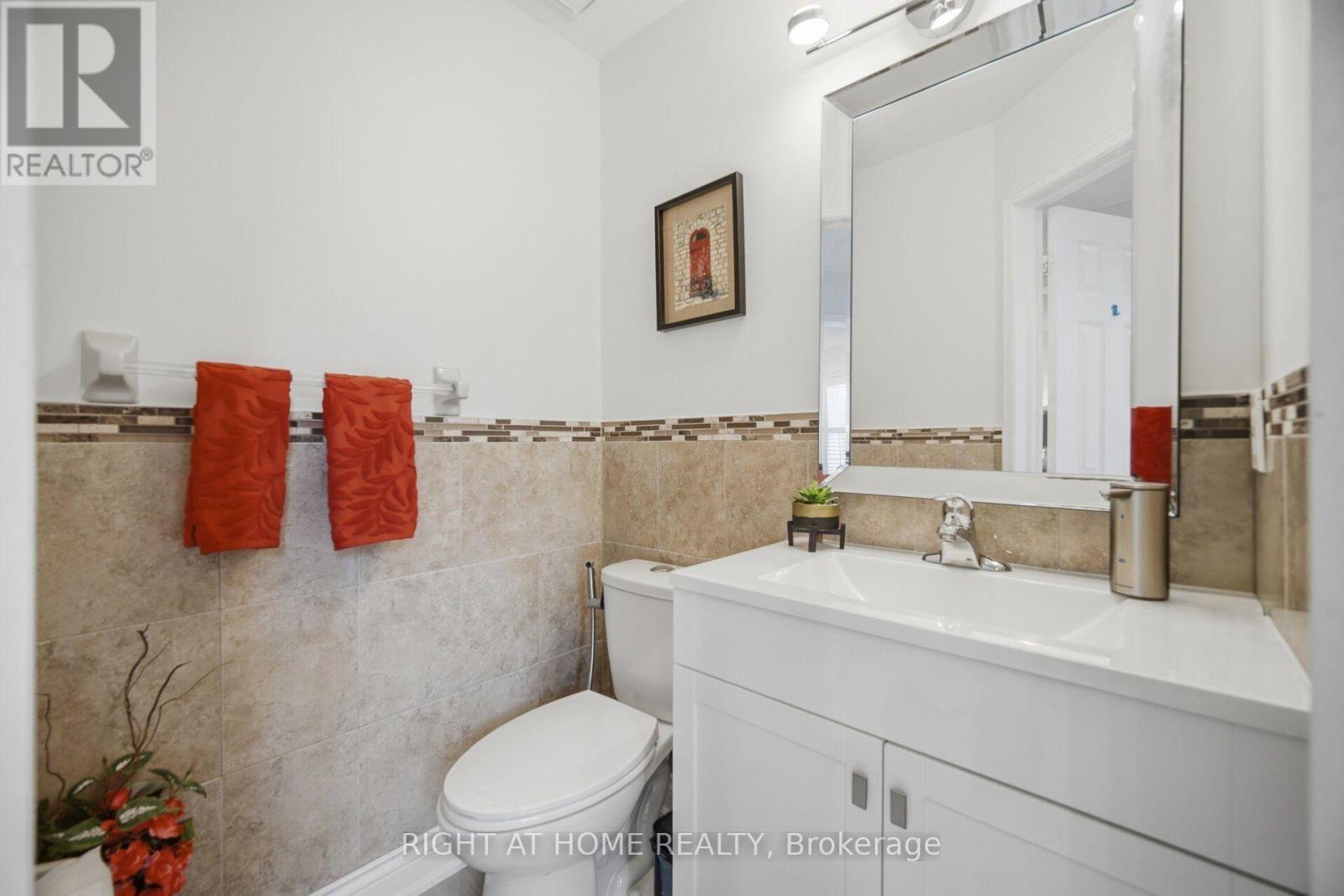 6379 Alderwood Trail, Mississauga, ON - Indoor Photo Showing Bathroom