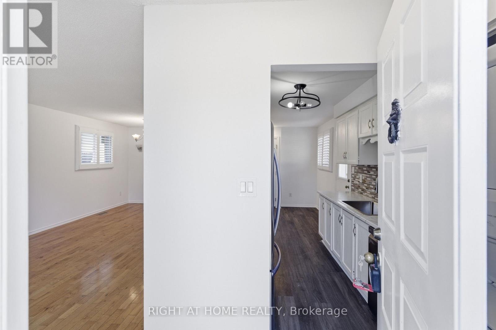 341 Rexford Drive, Hamilton, ON -