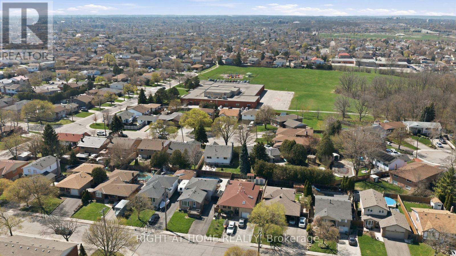 341 Rexford Drive, Hamilton, ON - Outdoor With View