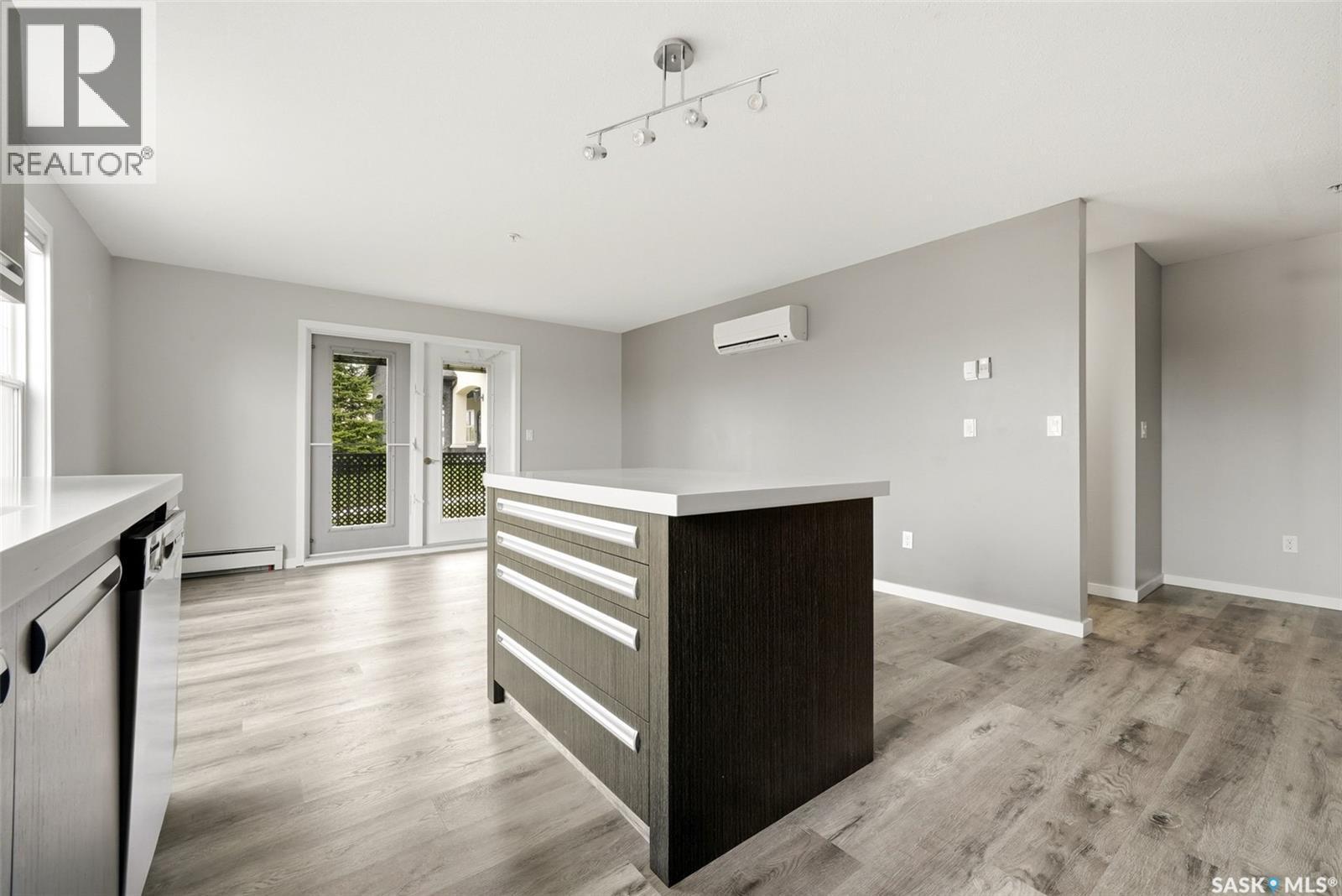 114 1610 Dakota Drive, Regina, SK - Indoor