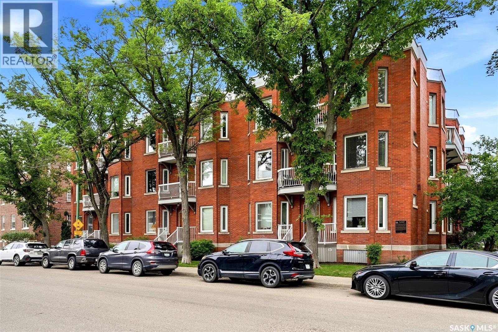 305 2925 14Th Avenue, Regina, SK - Outdoor With Balcony With Facade