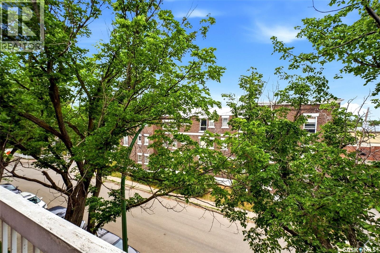305 2925 14Th Avenue, Regina, SK - Outdoor