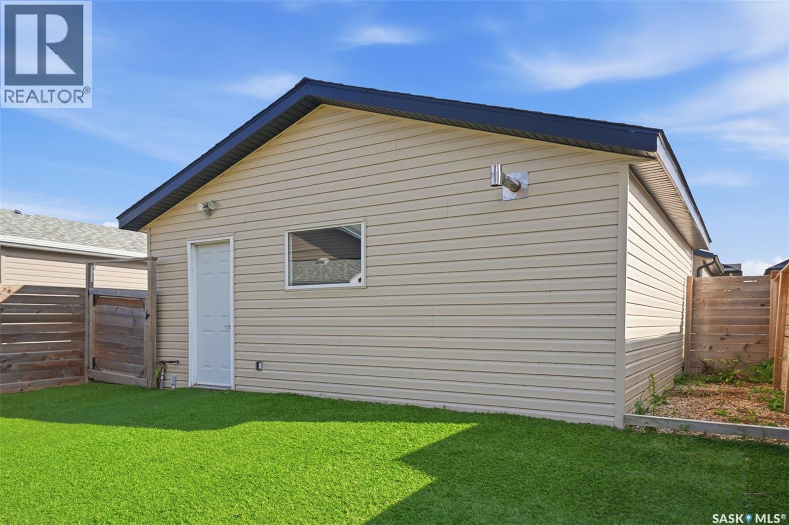 275 Wyant Lane, Saskatoon, SK - Outdoor With Exterior