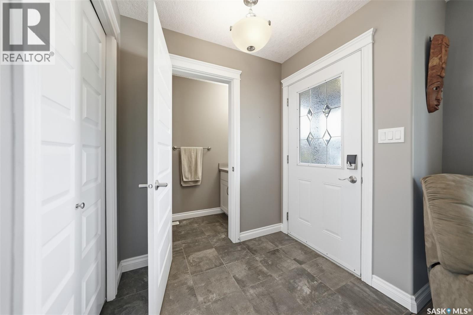 275 Wyant Lane, Saskatoon, SK - Indoor Photo Showing Other Room