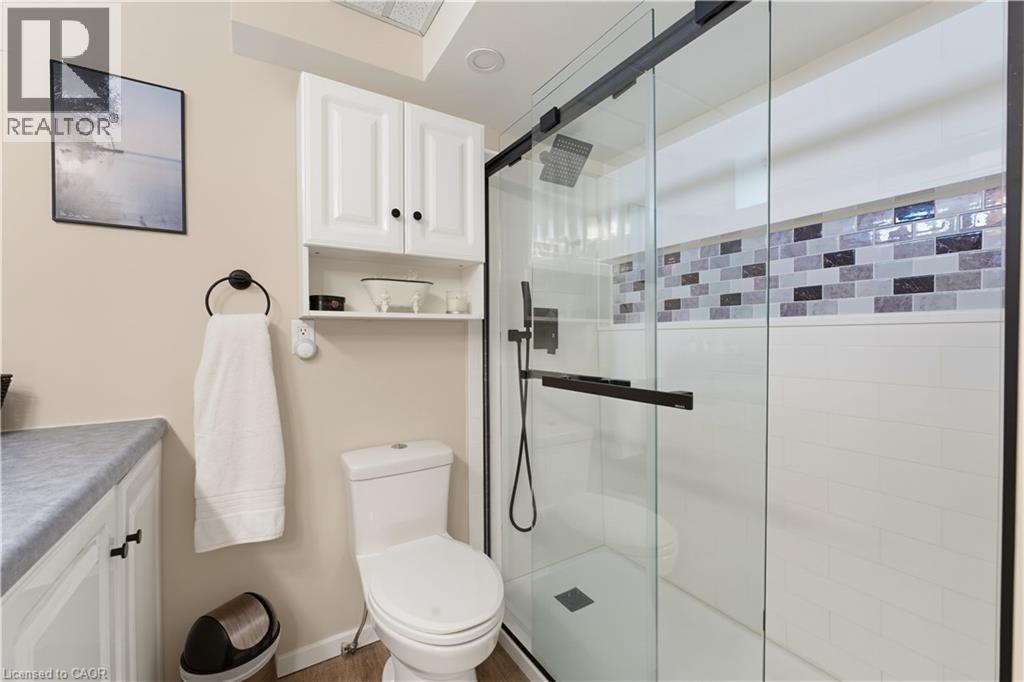 19 First Avenue, Port Dover, ON - Indoor Photo Showing Bathroom