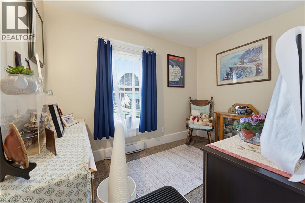 19 First Avenue, Port Dover, ON - Indoor