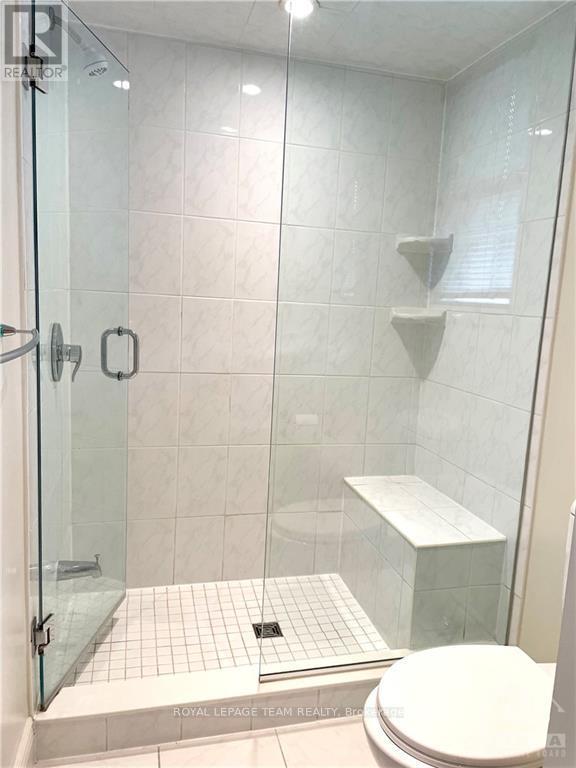 Imported from oreb - 522 Piccadilly Avenue, Ottawa, ON - Indoor Photo Showing Bathroom