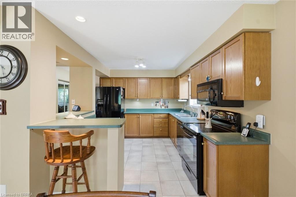 20 Melran Drive, Cambridge, ON - Indoor Photo Showing Kitchen