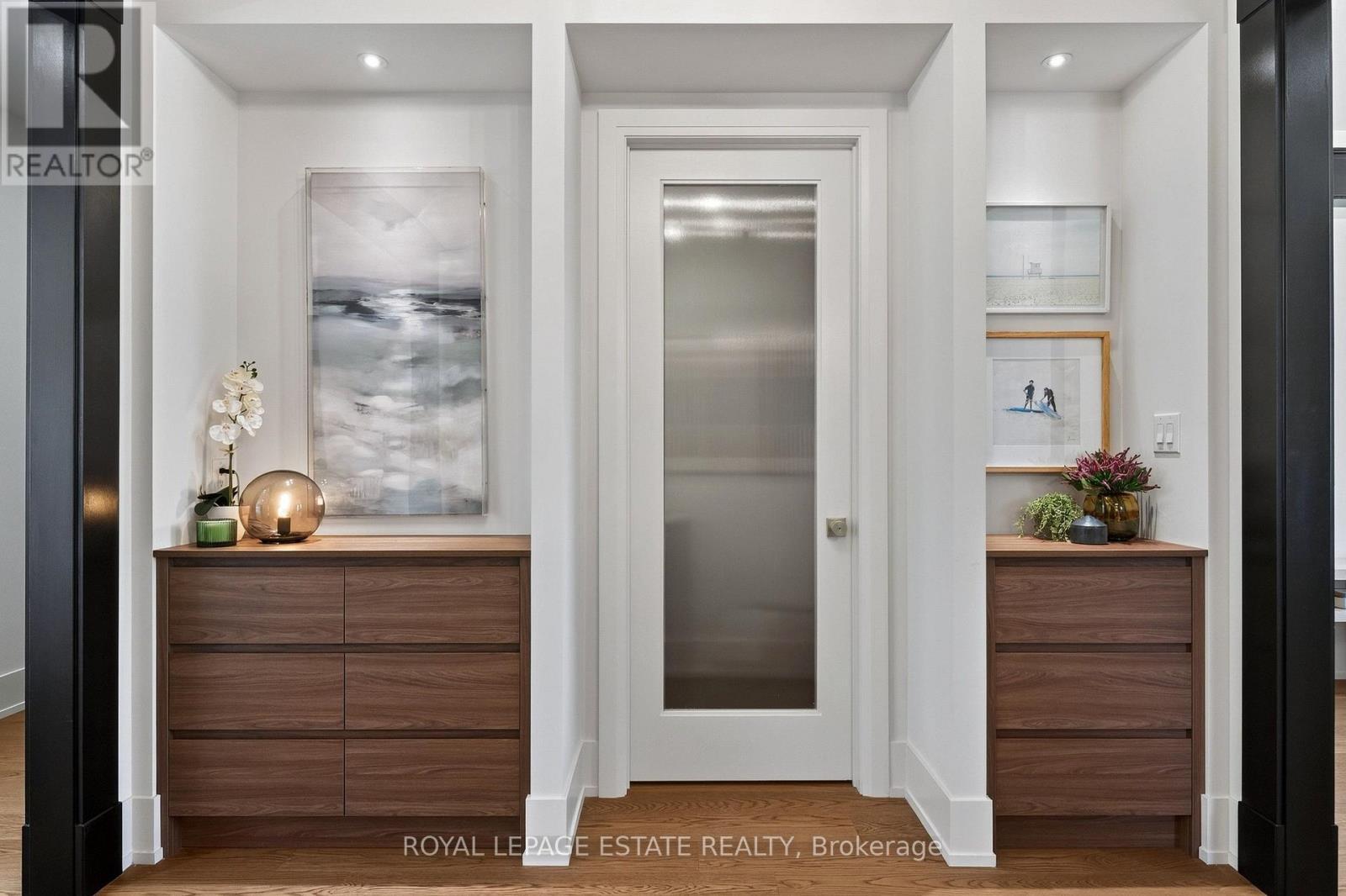 5 North Drive, Toronto, ON - Indoor Photo Showing Other Room