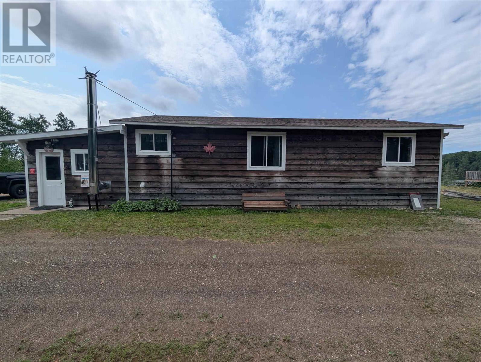 524 Highway 101, Wawa, ON - Outdoor