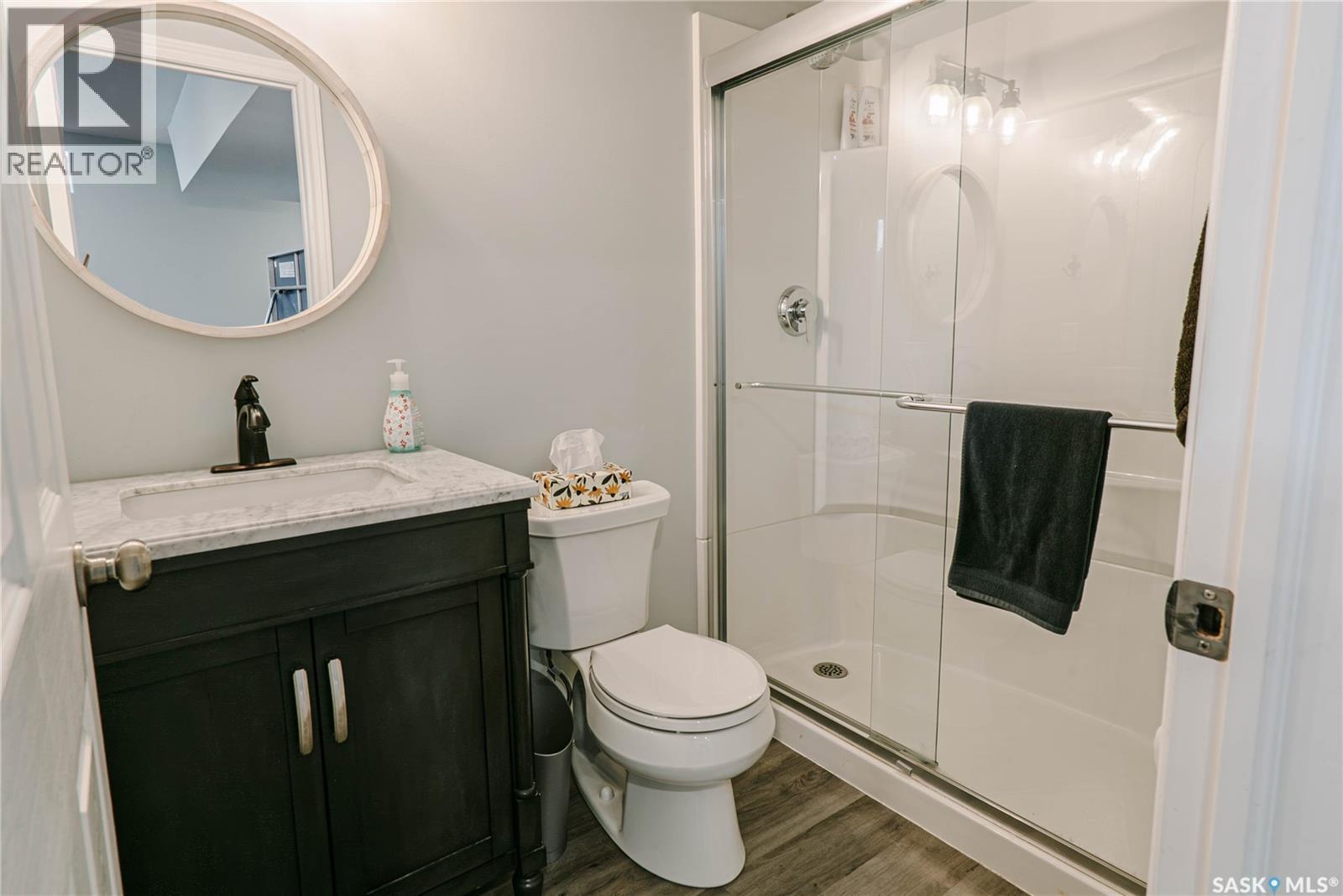 111 Hettle Cove, Saskatoon, SK - Indoor Photo Showing Bathroom