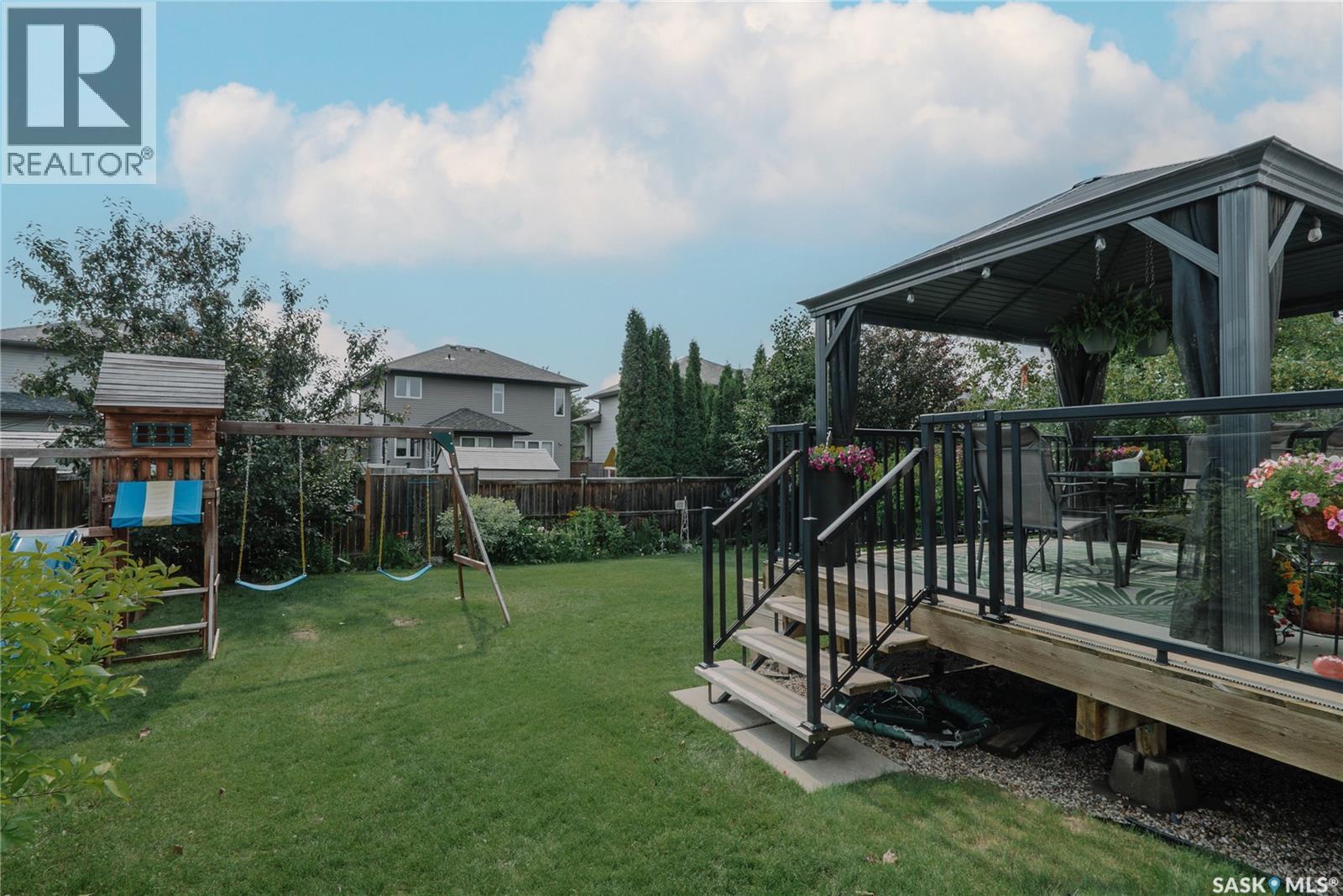 111 Hettle Cove, Saskatoon, SK - Outdoor