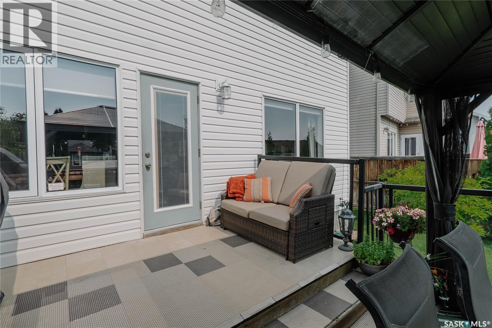 111 Hettle Cove, Saskatoon, SK - Outdoor With Deck Patio Veranda With Exterior