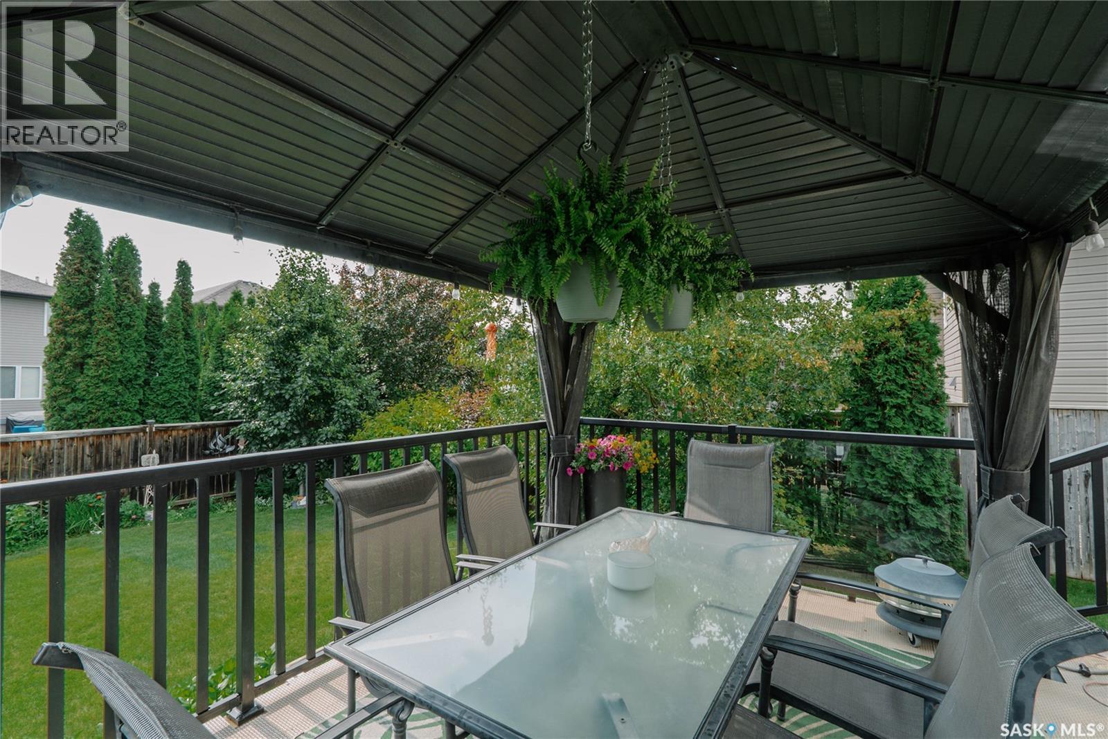 111 Hettle Cove, Saskatoon, SK - Outdoor With Deck Patio Veranda With Exterior