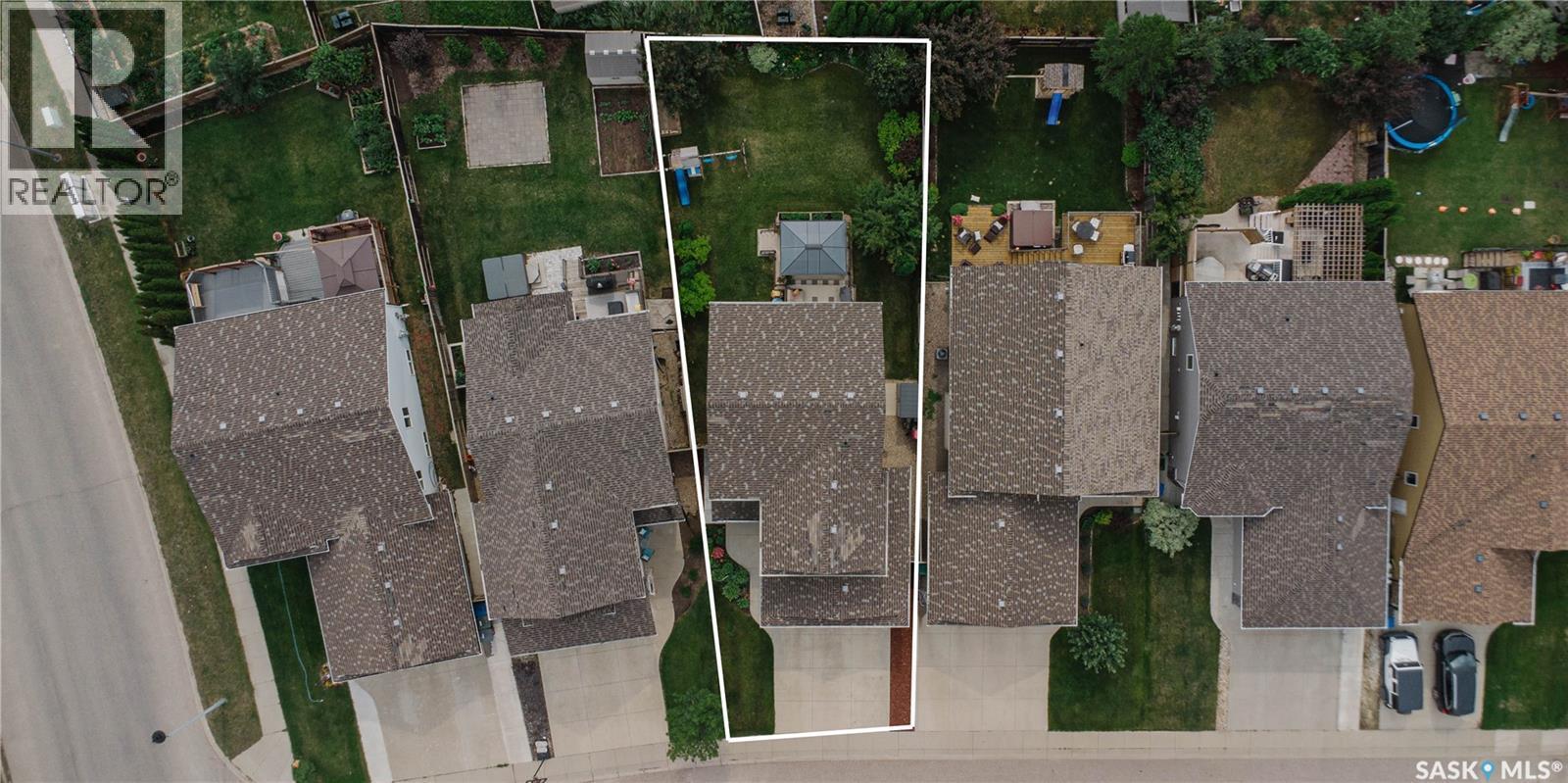 111 Hettle Cove, Saskatoon, SK -