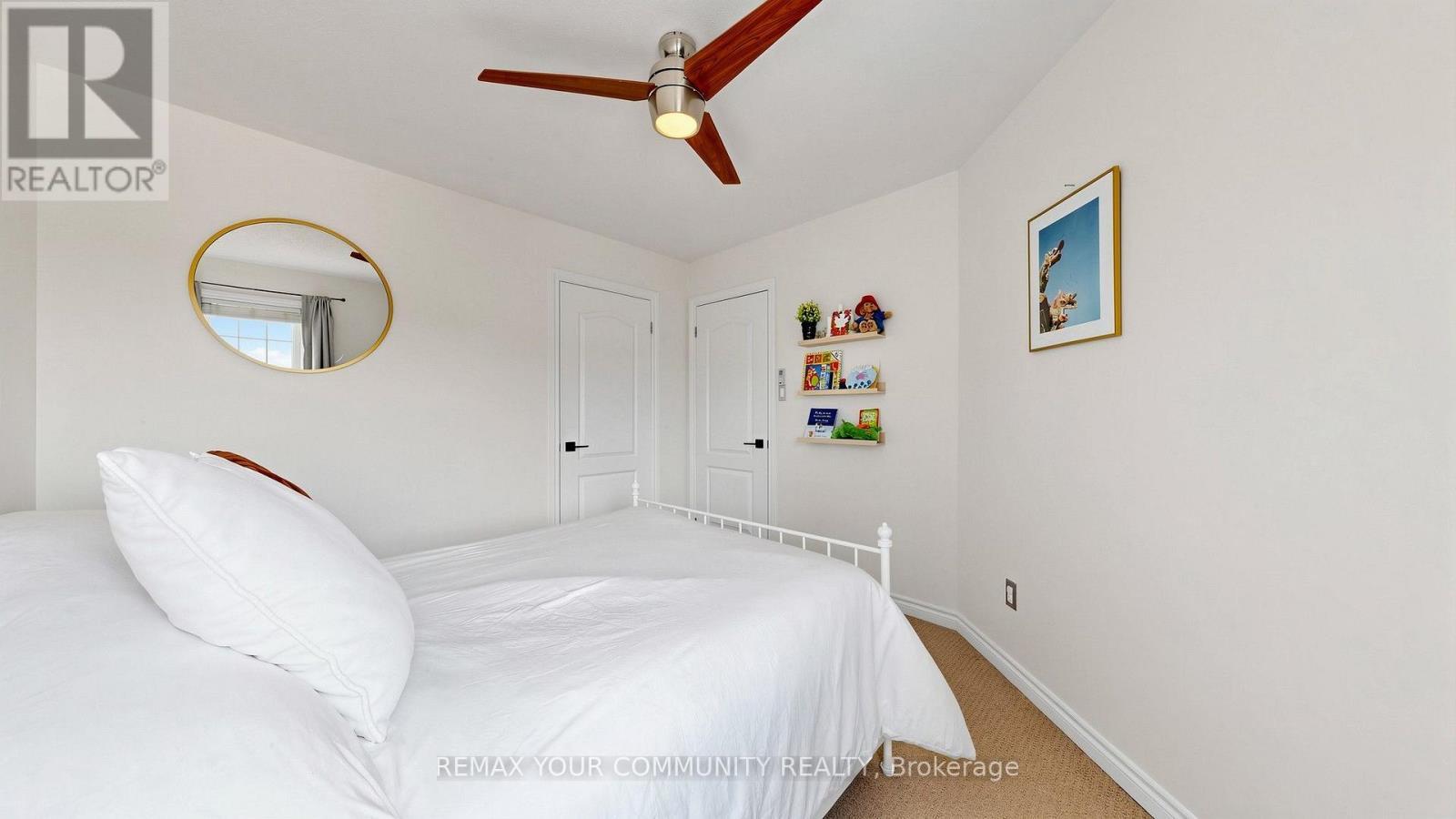 51 Shuttleworth Drive, Clarington, ON - Indoor Photo Showing Bedroom