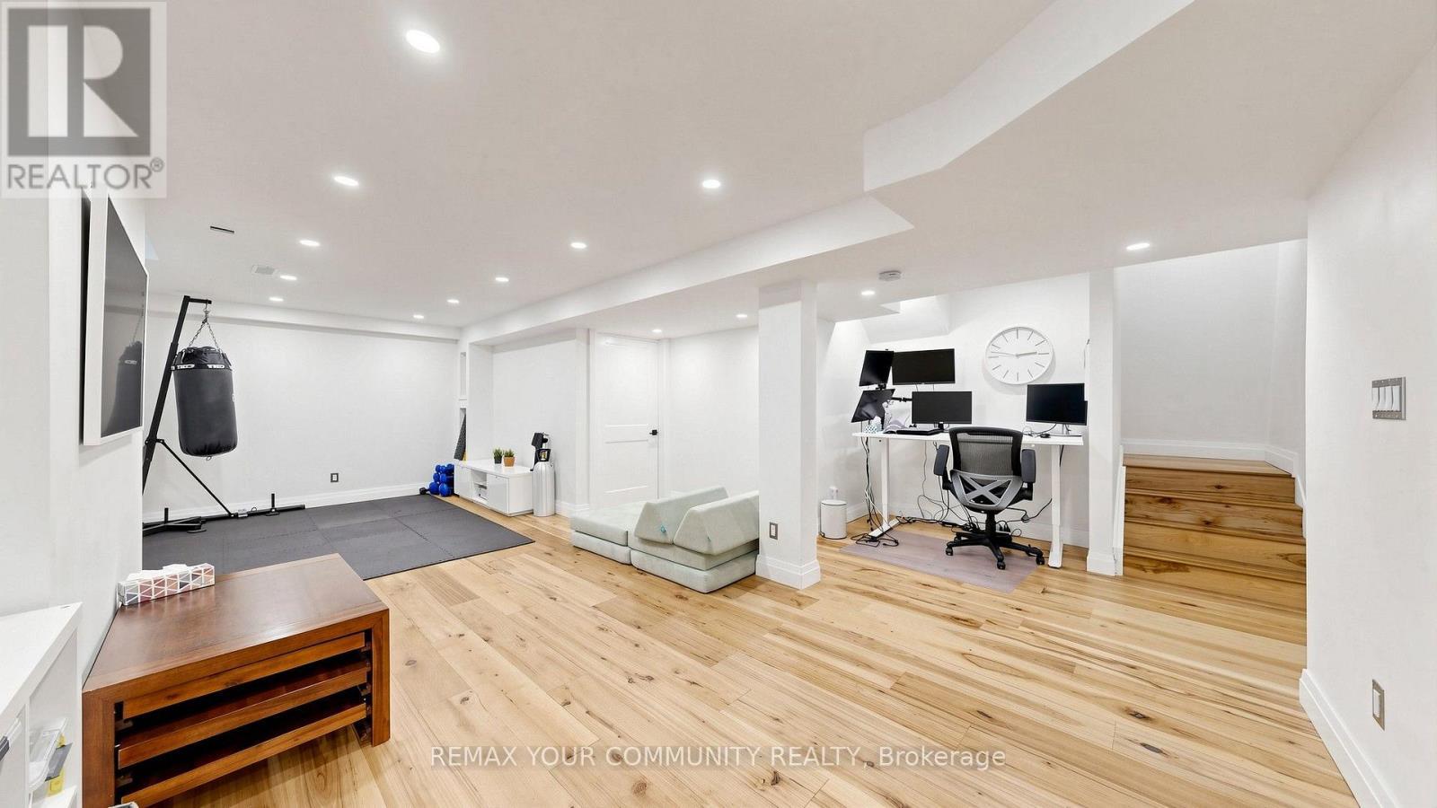 51 Shuttleworth Drive, Clarington, ON - Indoor