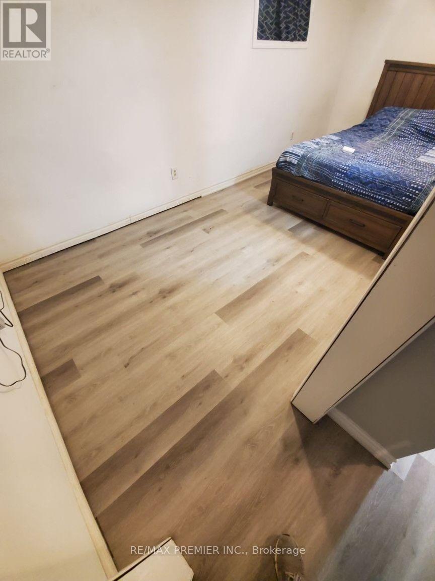 34 Argyle Road, Barrie, ON - Indoor Photo Showing Bedroom