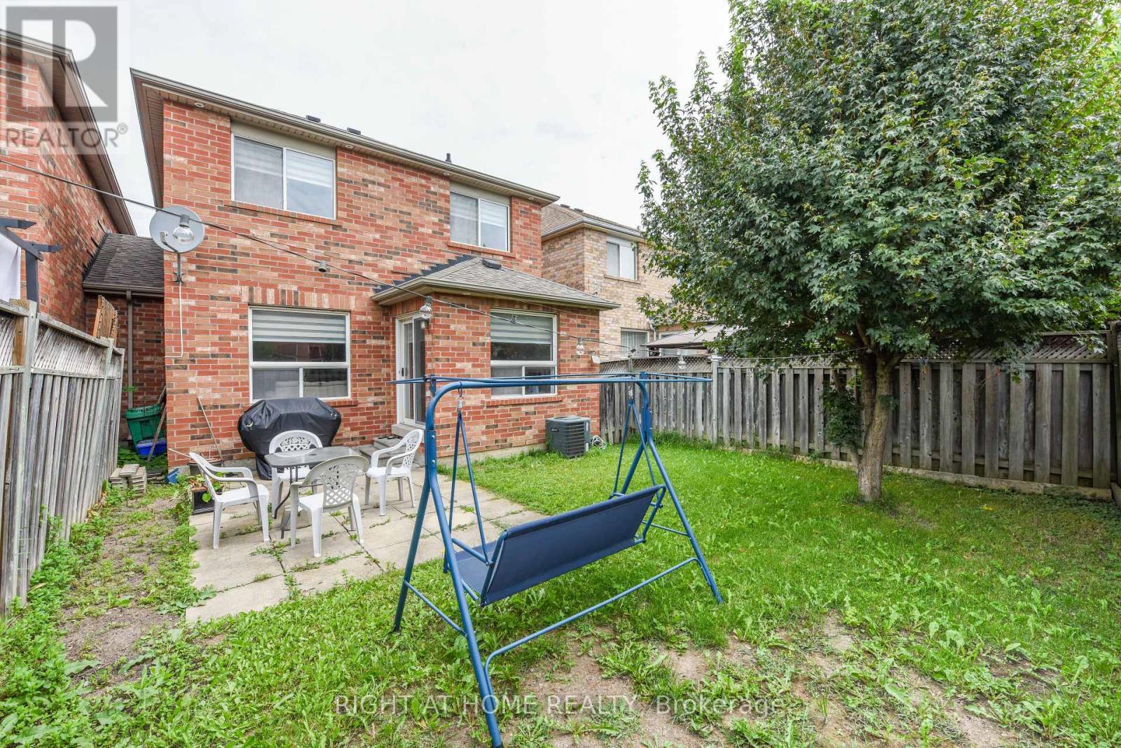 5986 Long Valley Road, Mississauga, ON - Outdoor