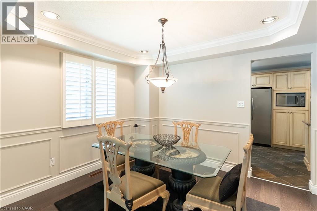 12 Pinto Drive, Ancaster, ON - Indoor Photo Showing Dining Room