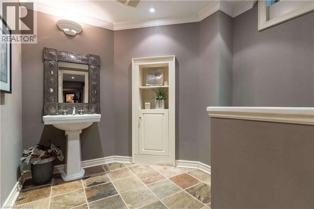 12 Pinto Drive, Ancaster, ON - Indoor