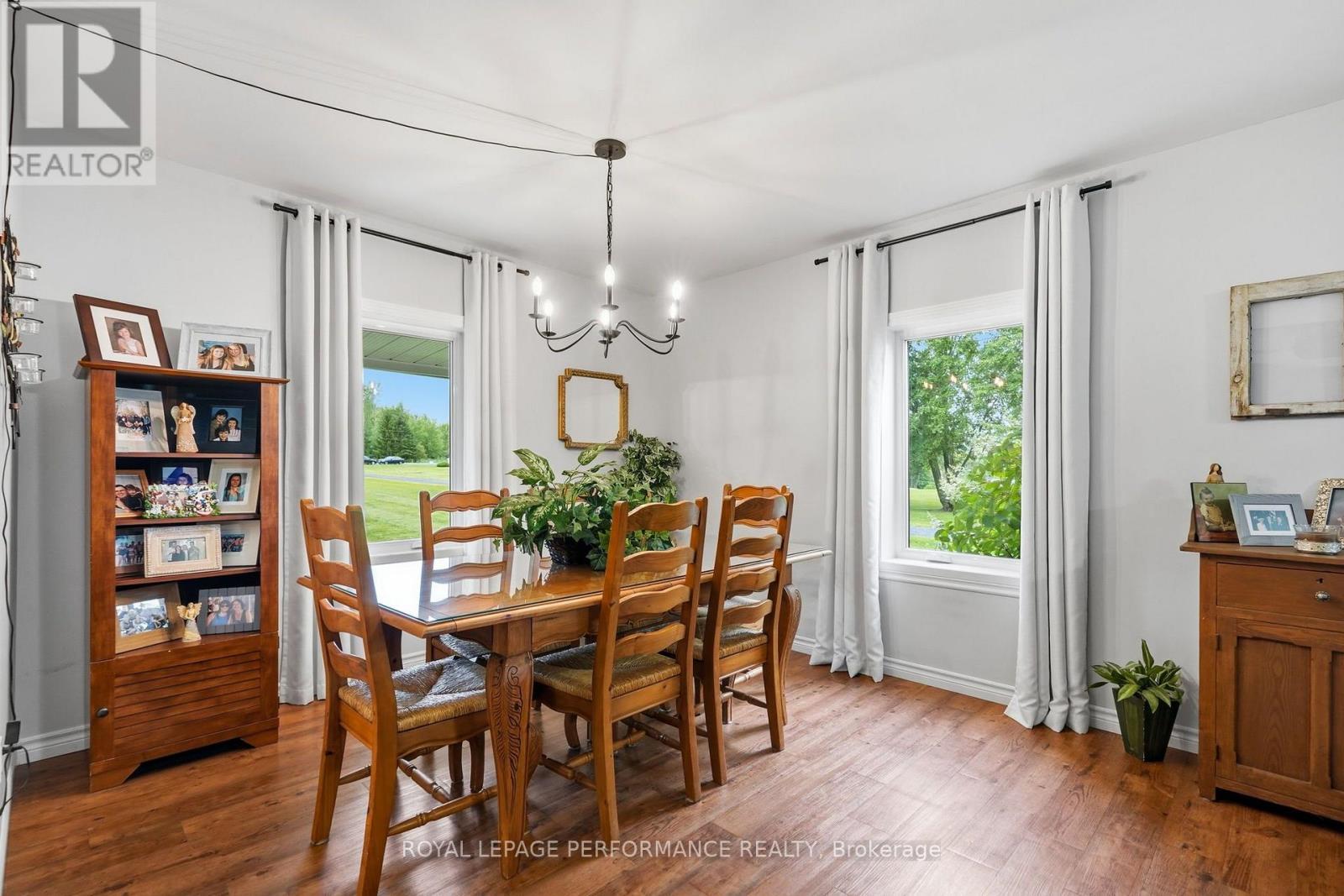 1178 Bay Road, Champlain, ON - Indoor Photo Showing Dining Room