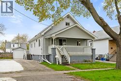 311 CONRAD STREET Sarnia, ON N7T 3K4