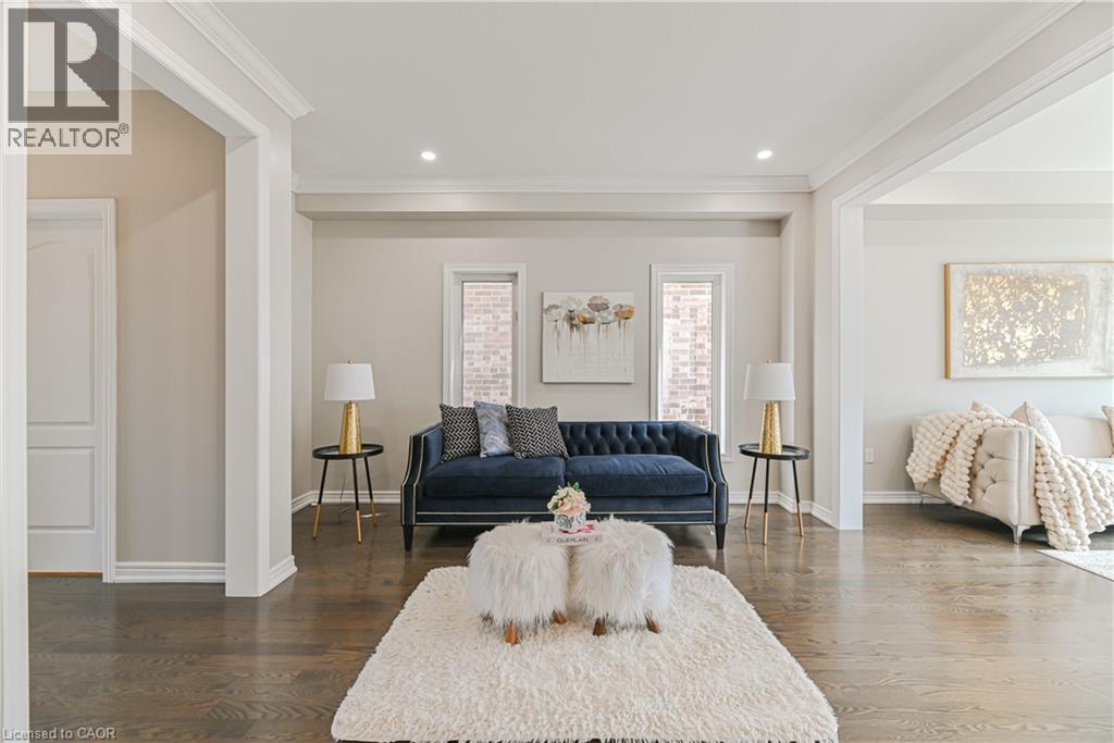 24 Weatherall Avenue, Cambridge, ON - Indoor Photo Showing Living Room