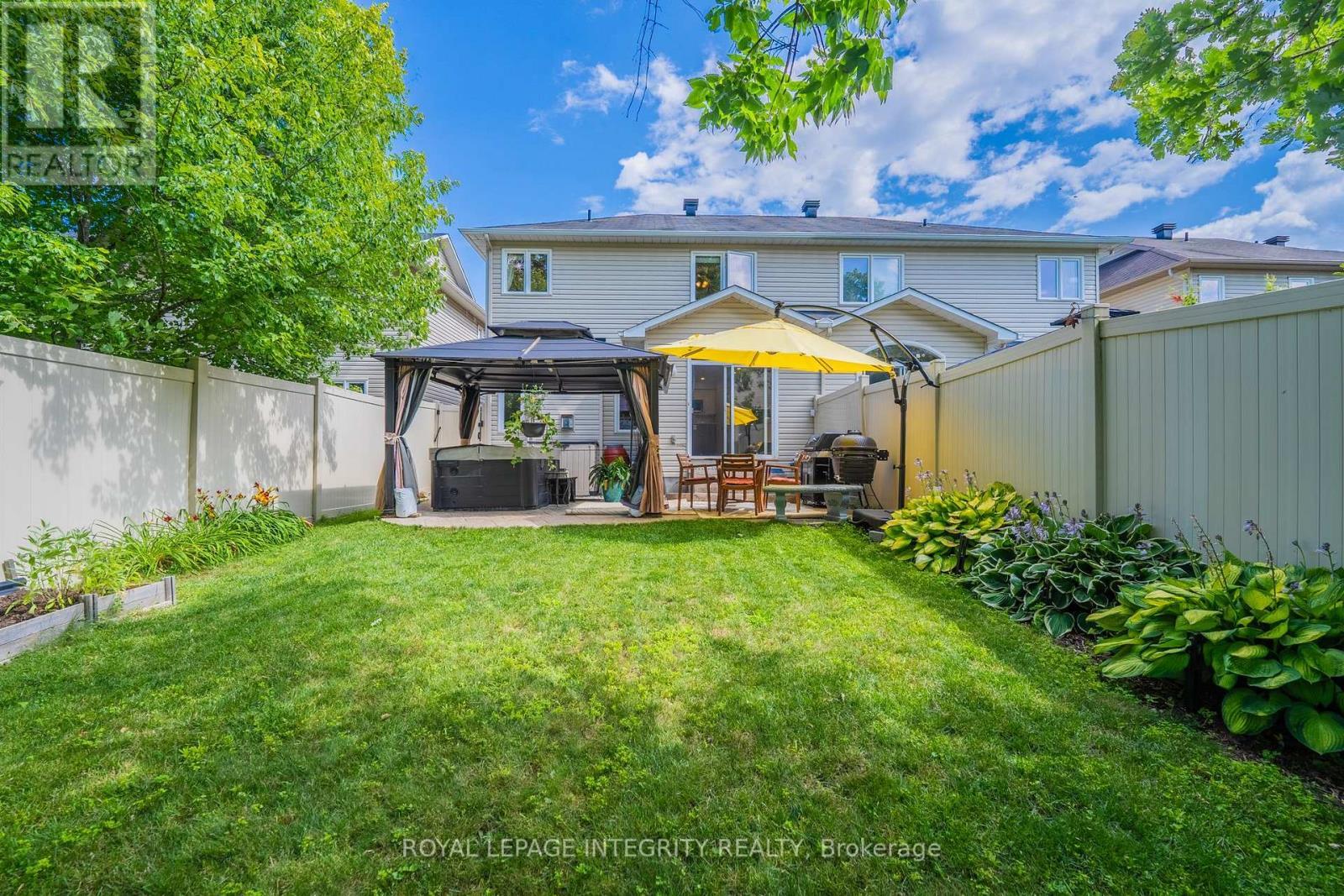 355 Celtic Ridge Crescent, Ottawa, ON - Outdoor With Deck Patio Veranda
