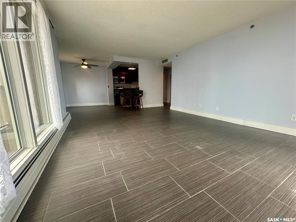 902 320 5Th Avenue N, Saskatoon, SK - Indoor Photo Showing Other Room