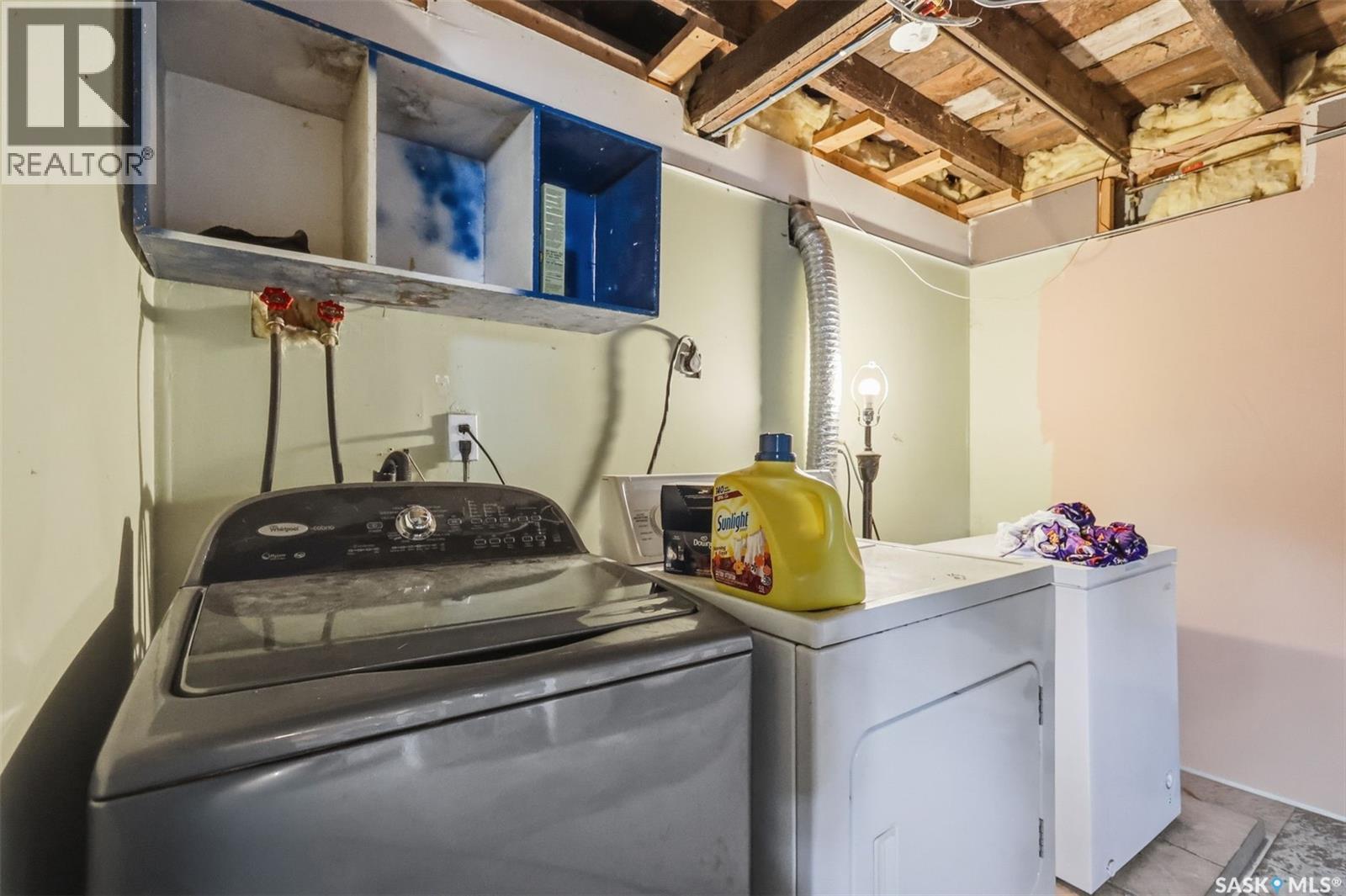 450 Y Avenue S, Saskatoon, SK - Indoor Photo Showing Laundry Room