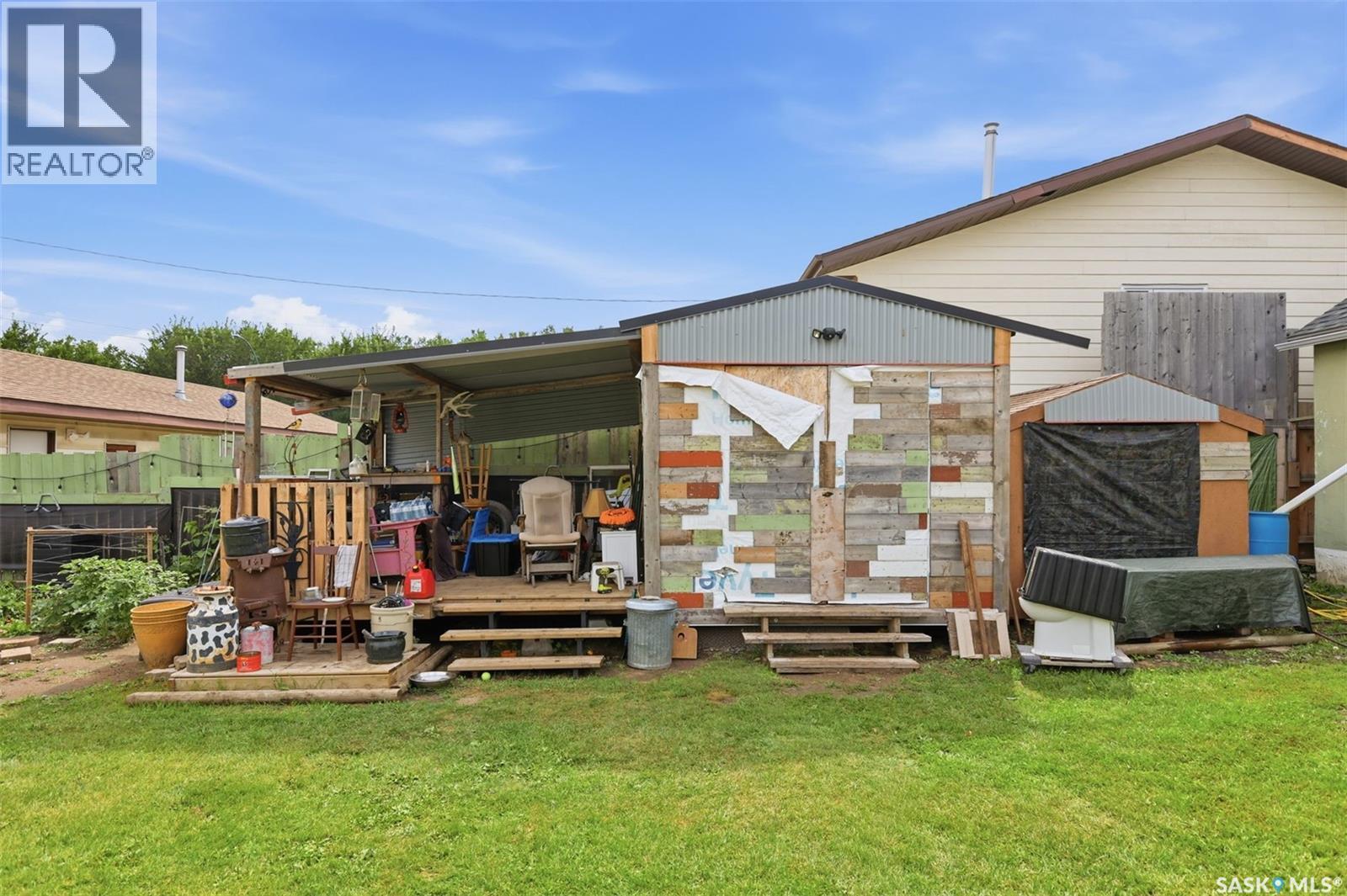 450 Y Avenue S, Saskatoon, SK - Outdoor