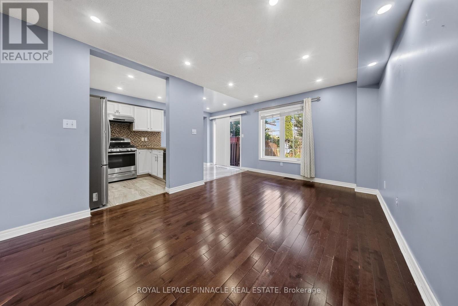 23 Prince Crescent, Brampton, ON - Indoor